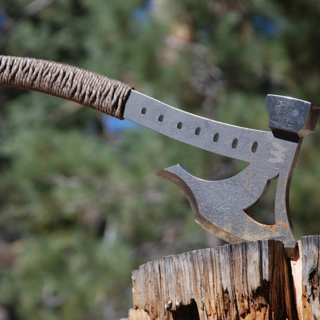 Tomahawks: The Versatile Tool and Weapon of Native America