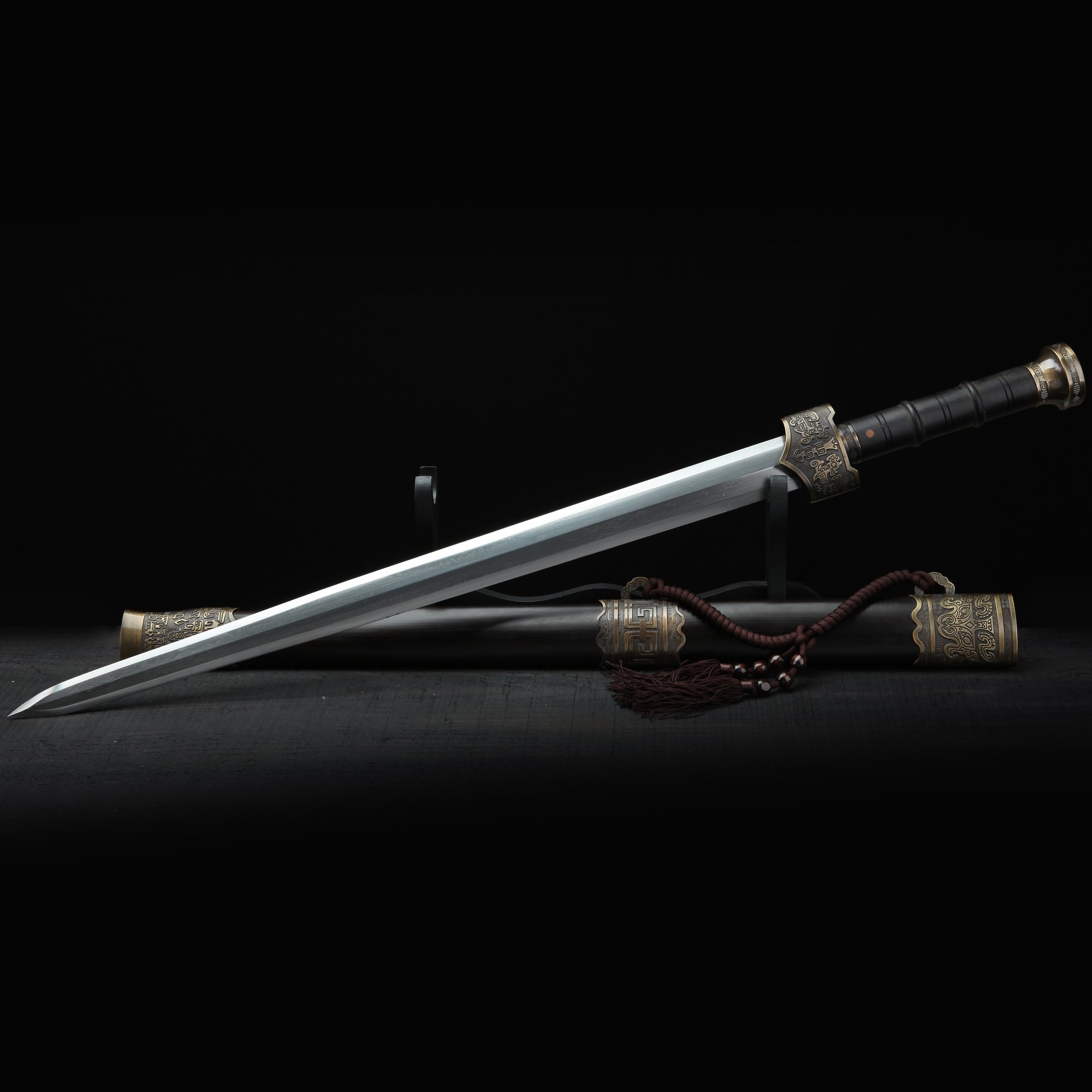 Key features: real chinese swords, damascus steel, han dynasty, handmade, f...